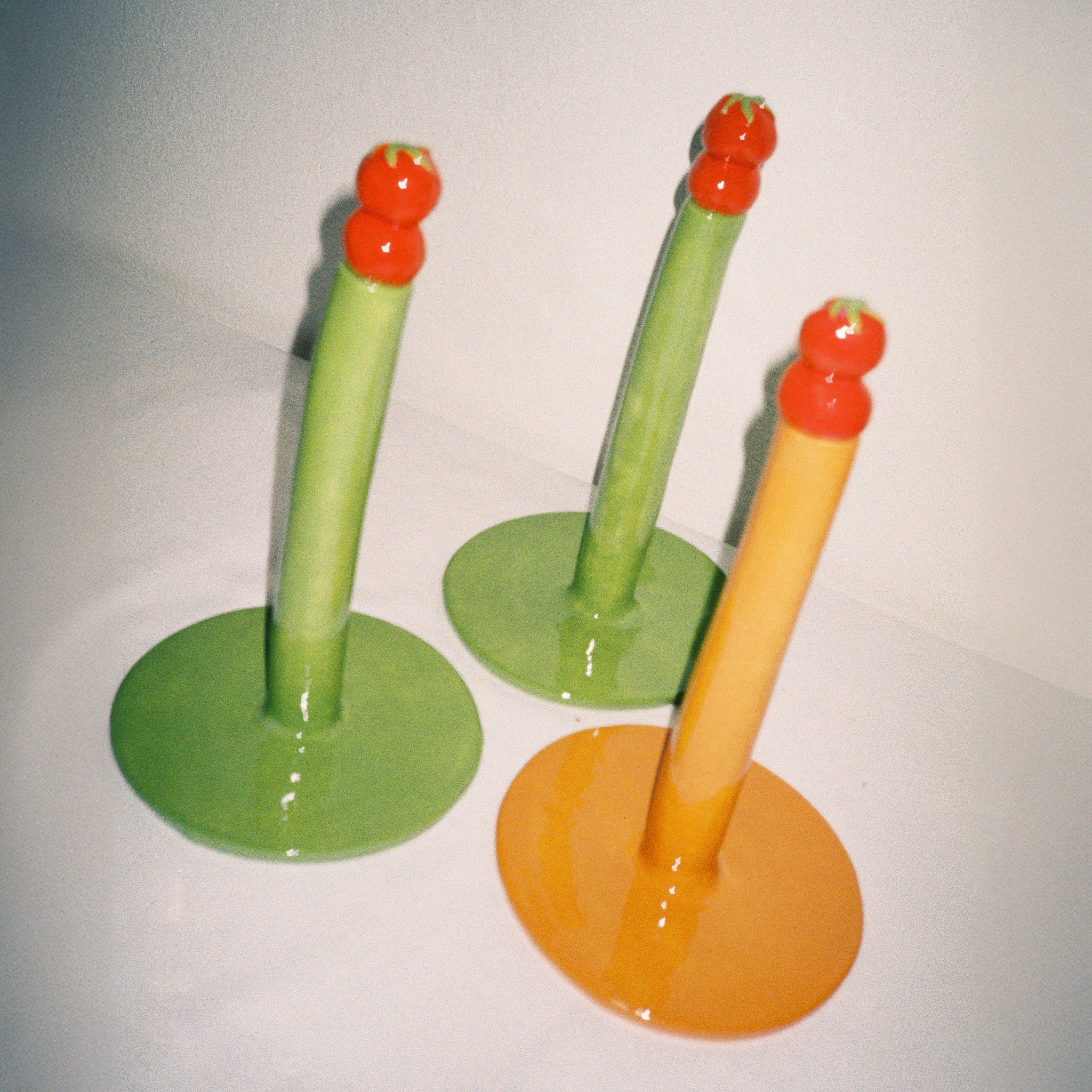 PREORDER: TOMATO Paper Towel Holder